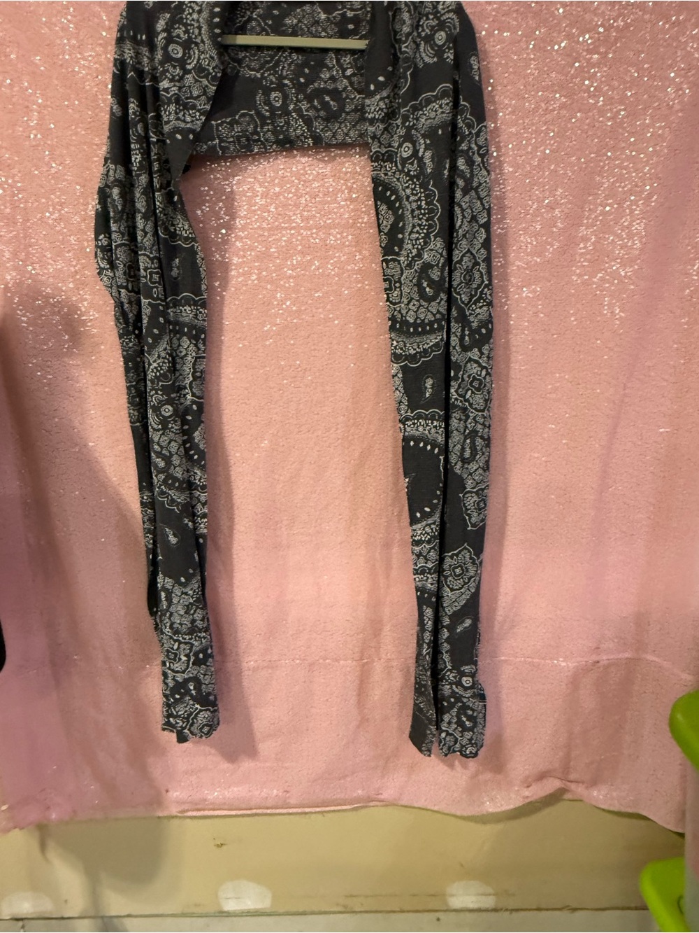 Free People Black and White Paisley Scarf Wrap K1